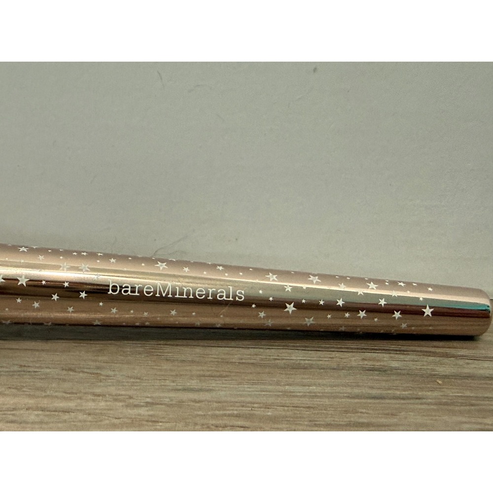 bareMinerals SUPREME FINISHER Makeup Setting Brush - Picture 2 of 4